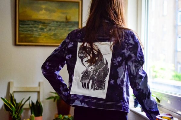 PrettySlowXMakelArt // I hate People // Jeansjacke Batik mit Backpatches - Unikat // Größe S
